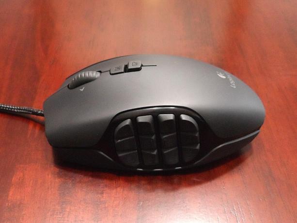 recensione del mouse razer naga logitech g600