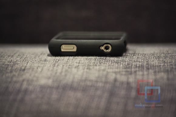 MakeUseOf Review & Giveaway: custodia iPhone 4 montata di Speck IMG 2169 copia