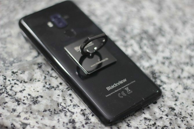 Recensione Blackview S8: funzionalità Galaxy senza prezzo astronomico BlackviewS820 670x447