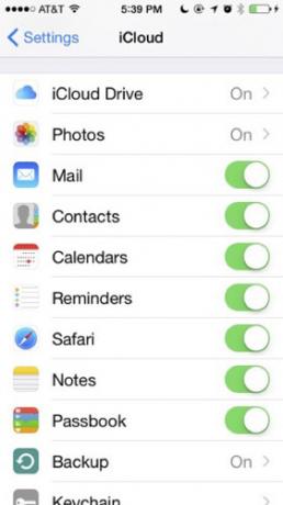 Configurazione di iCloud Drive su uno screenshot di iPhone