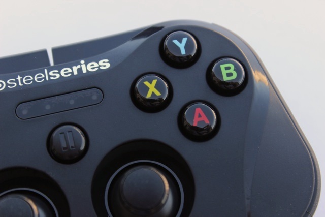 Recensione di controller di gioco SteelSeries Stratus per iOS e recensione di steelseries stratus per omaggi 3