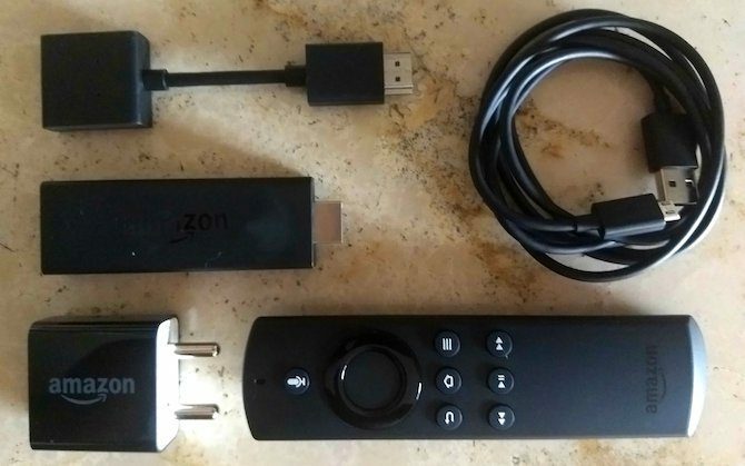 Disimballare i contenuti di Amazon Fire TV Stick 