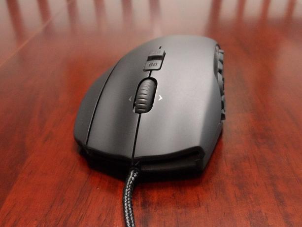 recensione del mouse razer naga logitech g600