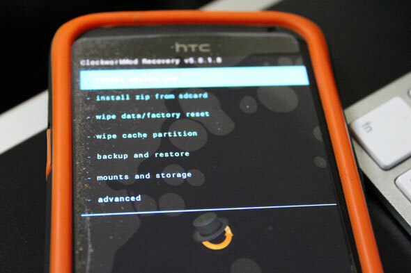 Come sbloccare, eseguire il root e installare una ROM personalizzata sul tuo HTC One X clockwork mod