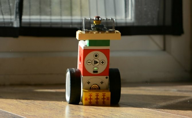 Armeggi LEGO