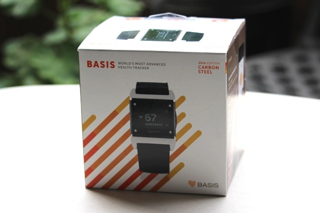 Basis B1 Health Tracker Smartwatch (2014) Review e omaggi base b1 health tracker 1