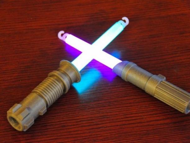 Spada laser a forma di glowstick con puntelli per guerre stellari