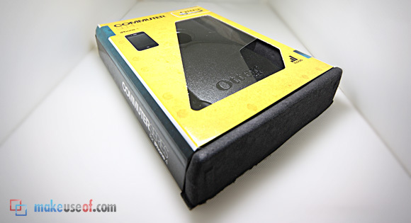 Giveaway: iPhone 4 Defender (+ Commuter Cases by Otterbox) pendolare1