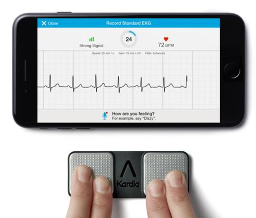 In caso di emergenza, vorrete questi 7 dispositivi intelligenti installati AliveCor Kardia Band