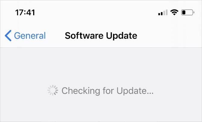 Verifica aggiornamenti software iOS nelle impostazioni iPhone
