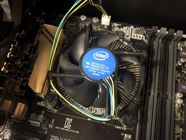 Come costruire il tuo PC build PC Cooler CPU