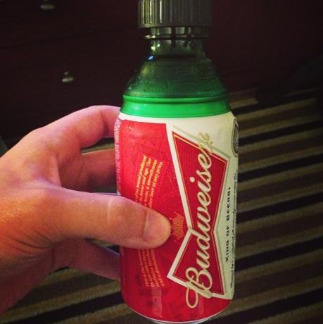 Instagram-Life-Hacks-Soda-Bottle-Top-richiudibile-Can