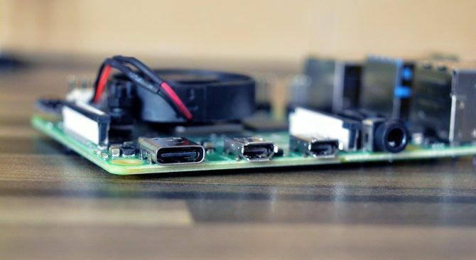 Raspberry Pi 8 GB con spessore ventole