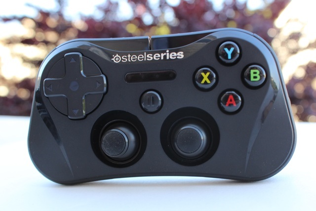 Recensione di controller di gioco SteelSeries Stratus per iOS e recensione di steelseries stratus per omaggi 6