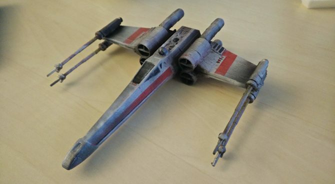 Combattente di x-wing puntelli di guerre stellari stampa 3d