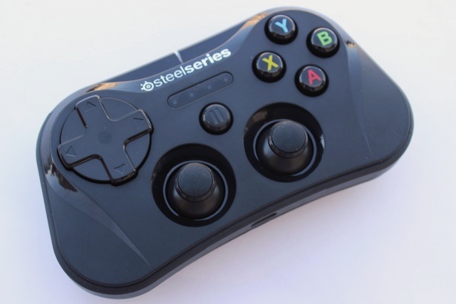 Recensione di controller di gioco SteelSeries Stratus per iOS e recensione di steelseries stratus per omaggi 2