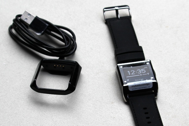 Basis B1 Health Tracker Smartwatch (2014) Review e omaggi base b1 health tracker 3