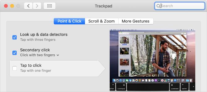 Tocca per fare clic sull'opzione nelle Preferenze di Sistema del trackpad