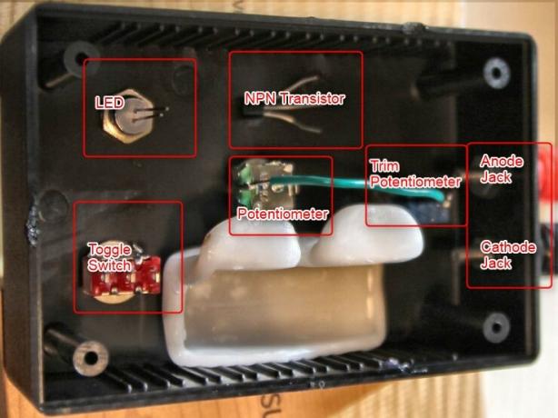 Zap Yourself più intelligente con questo box progetto di stimolatore del cervello tDCS fai-da-te con primo filo e layout