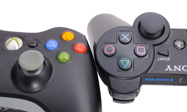 muo-linux-gioco-gamecontrollers-xbox360-PS4