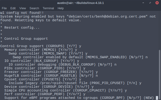 Come compilare il proprio kernel Linux Rendere Localmodconfig nuovo